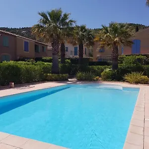 https://mazet-residence-les-olivades-le-plan-de-la-tour.fr-provencehotel.com