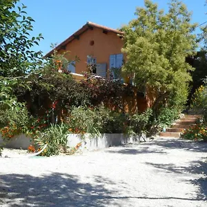 https://la-jovine-sur-les-hauteurs-de-cassis.fr-provencehotel.com